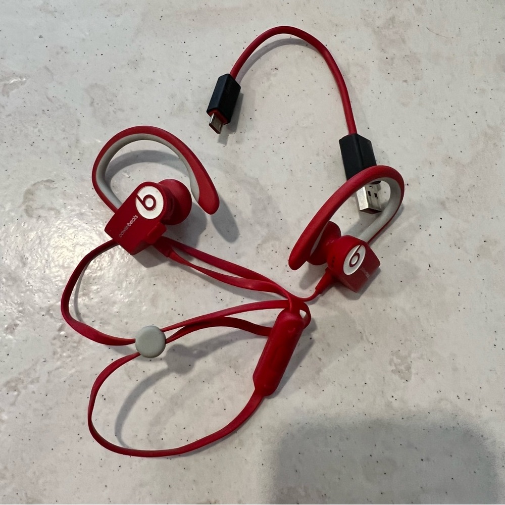 Beats - Picture 2 of 2